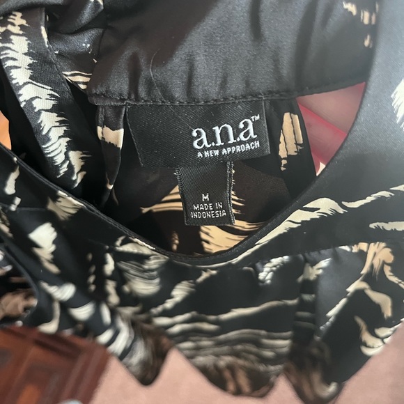 A.n.a tank - Picture 3 of 4